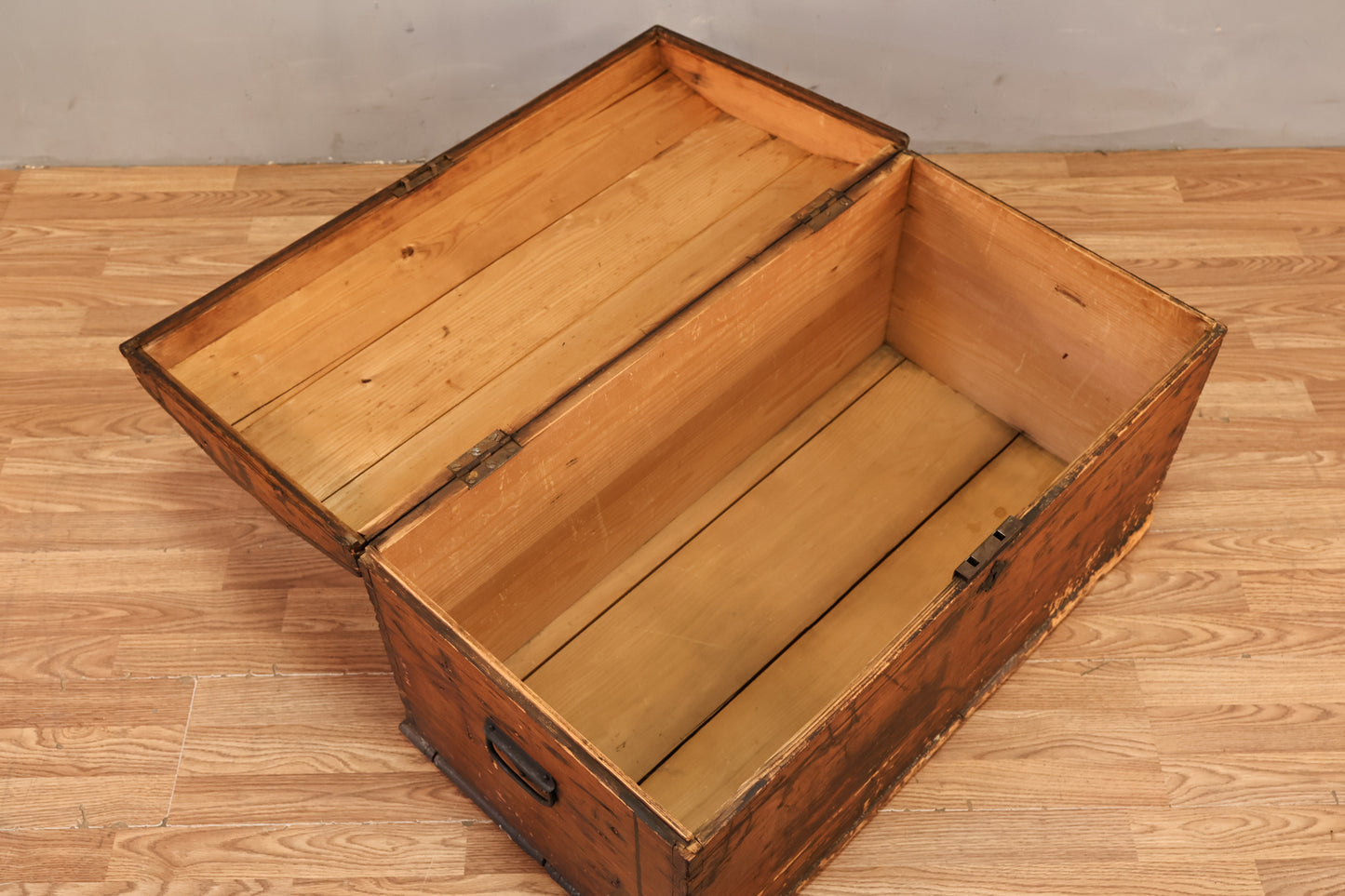 Antique Oak Trunk - ONLINE ONLY