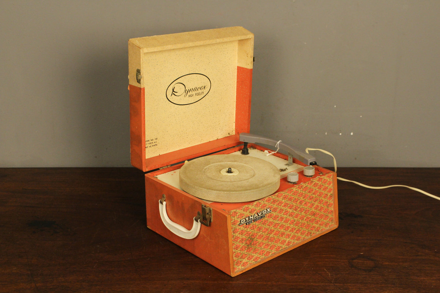 Prop Dynavox Portable Record Player