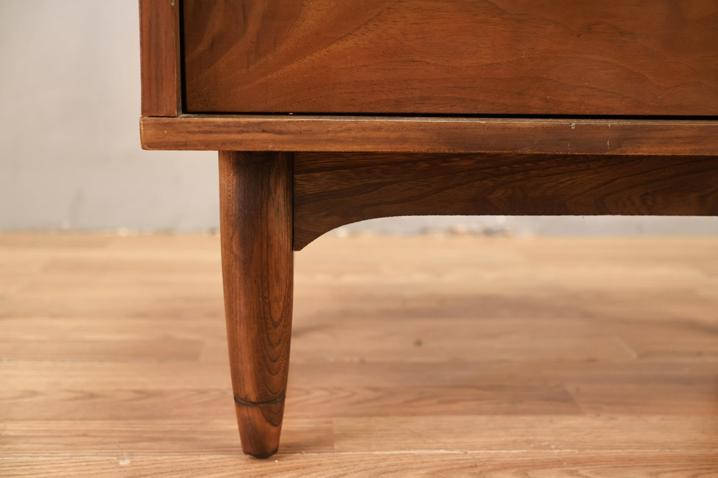 Mid Century Walnut 2-Drawer Nightstand
