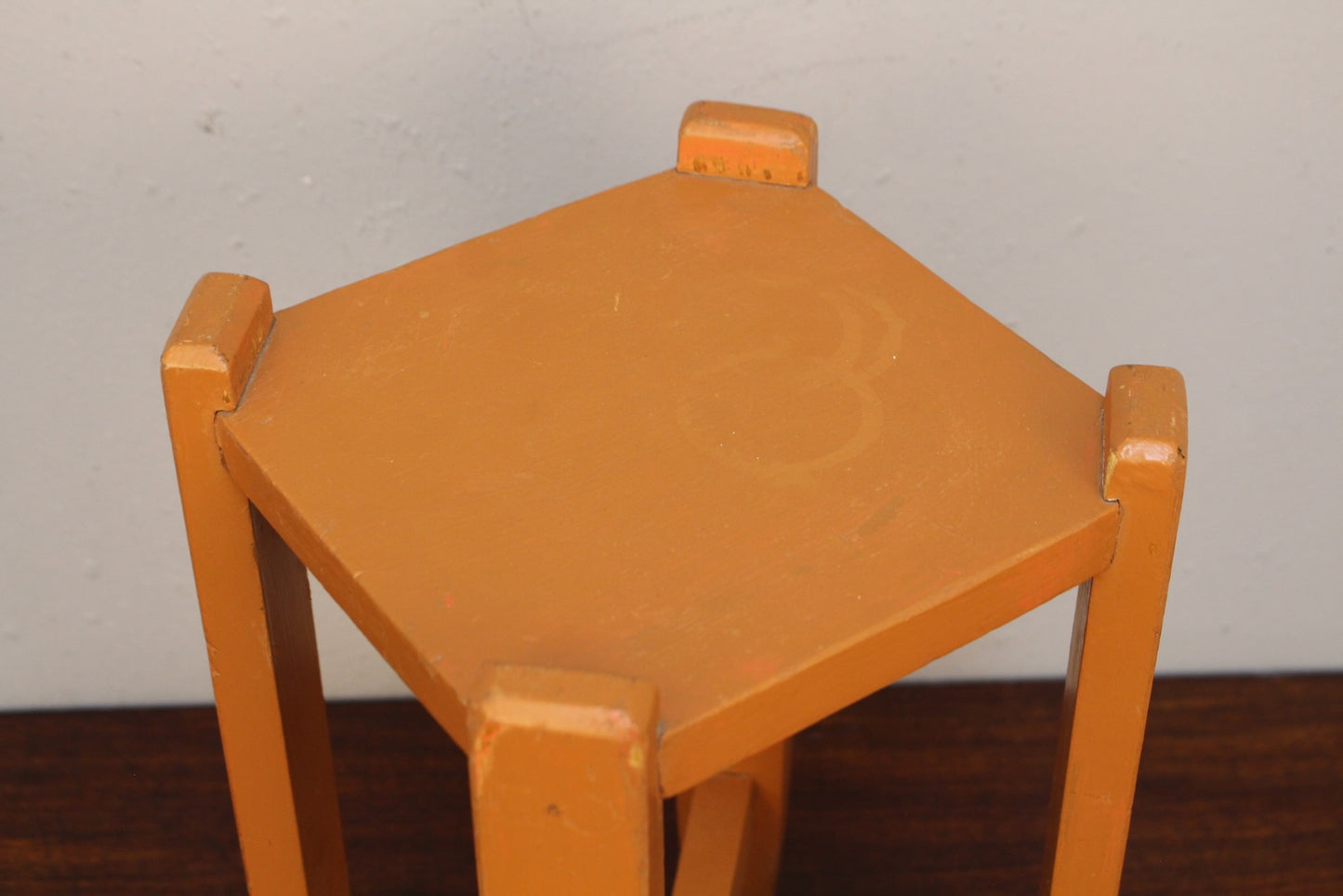 Small Burnt Orange Stand
