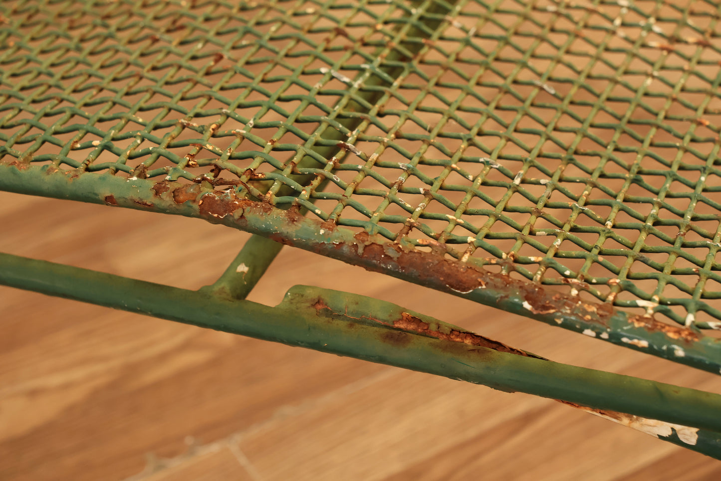 Russell Woodard "Sculptura" Iron Chaise Lounge - ONLINE ONLY