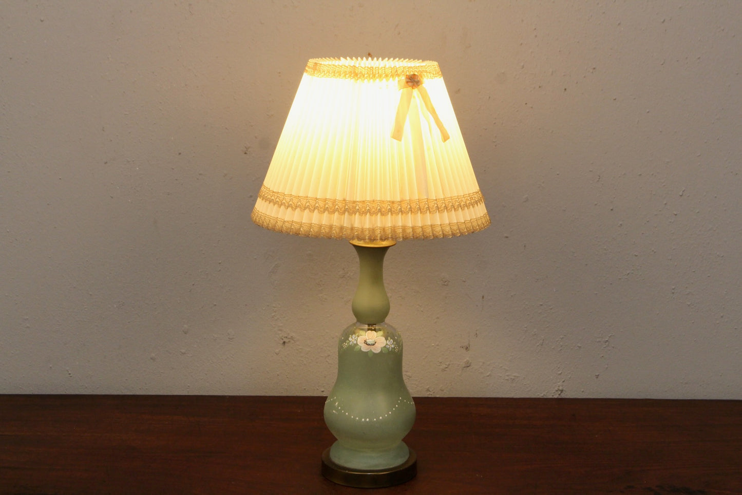 Small Floral & Seafoam Glass Table Lamp