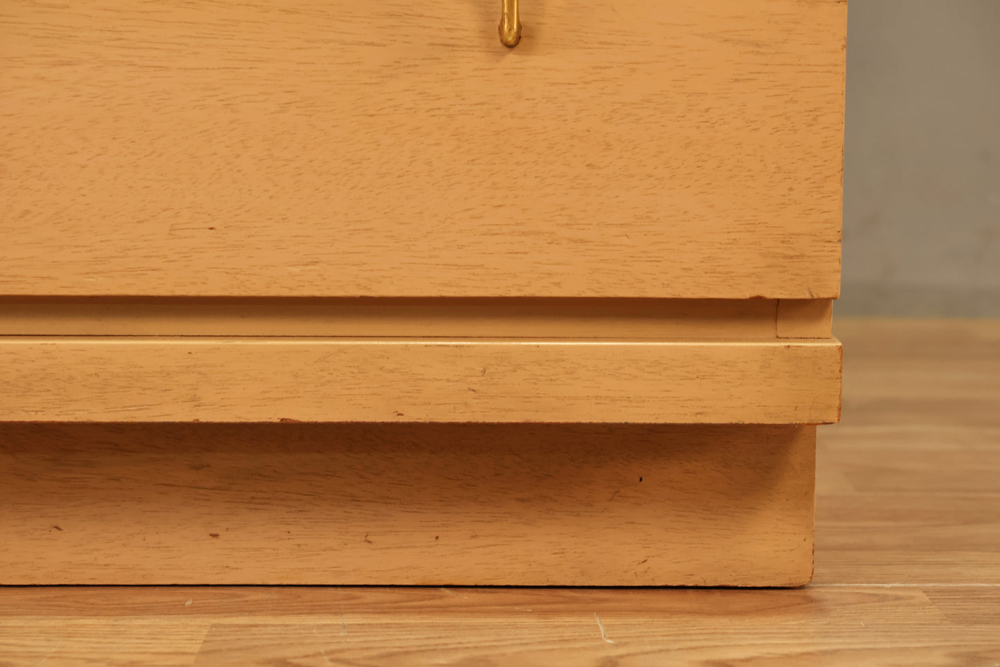 Johnson Carper Sable 4-Drawer Commode