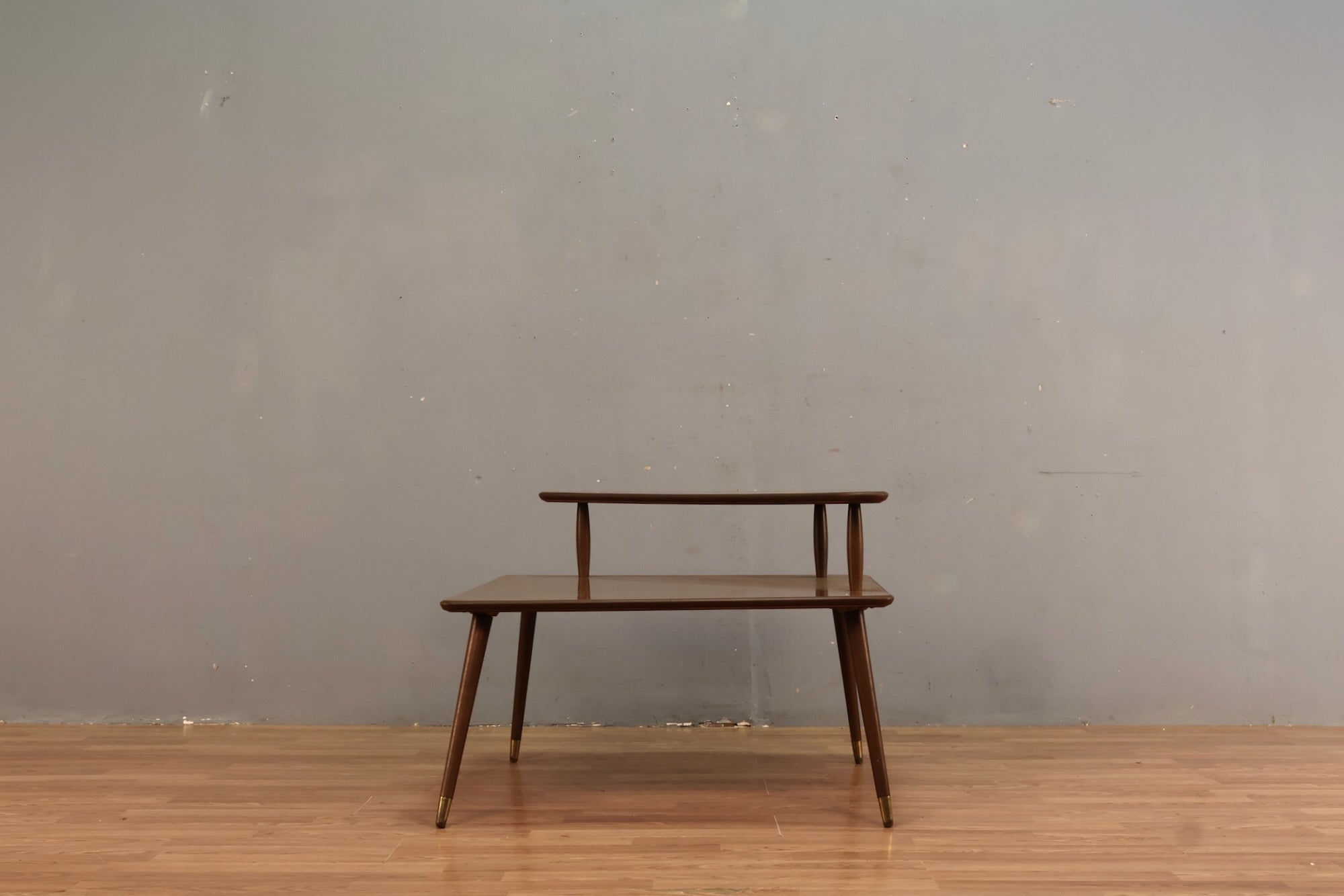 Mid Century Laminate Stepback Corner Table - ONLINE ONLY – Furnish