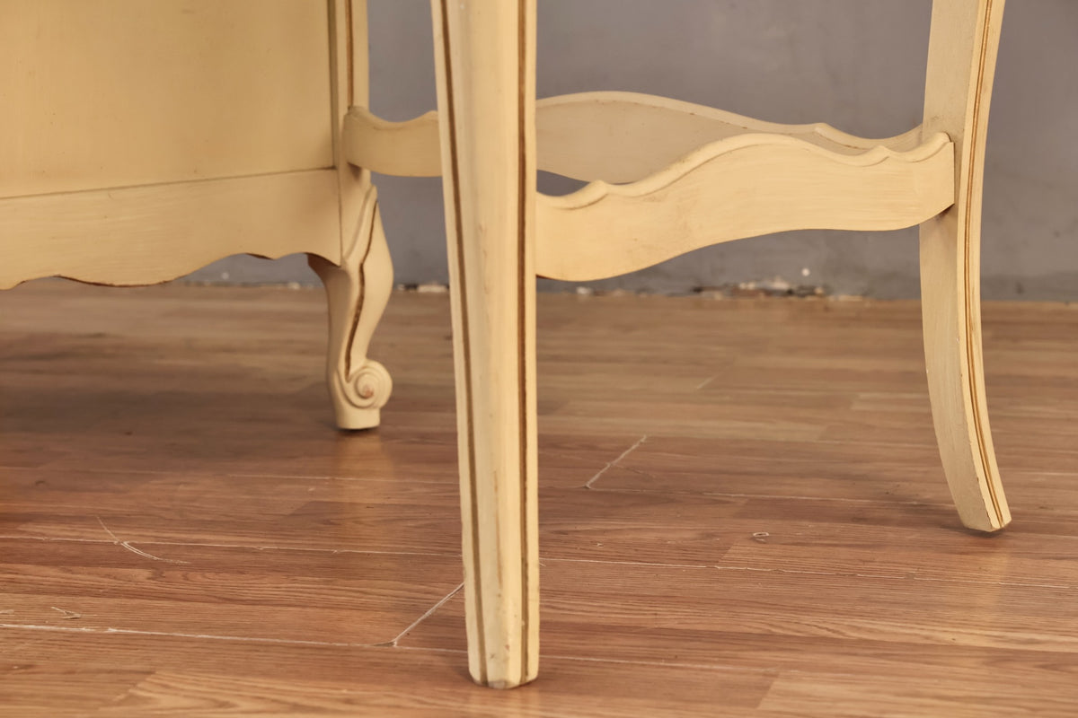 French Provincial 4-Drawer Desk