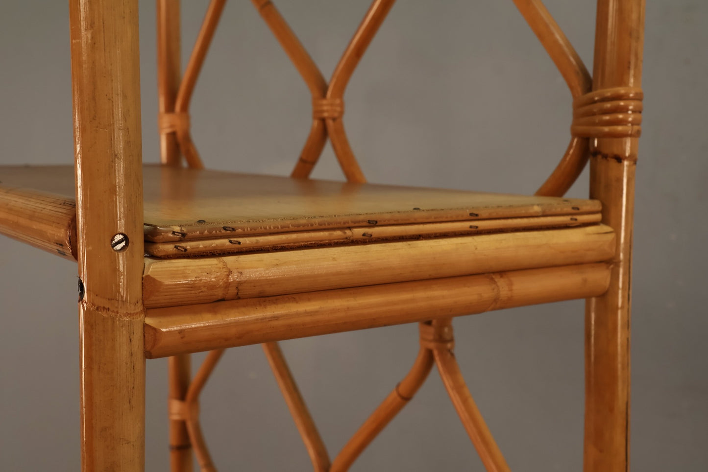 Broyhill Bahia Rattan 4-Tier Etagere