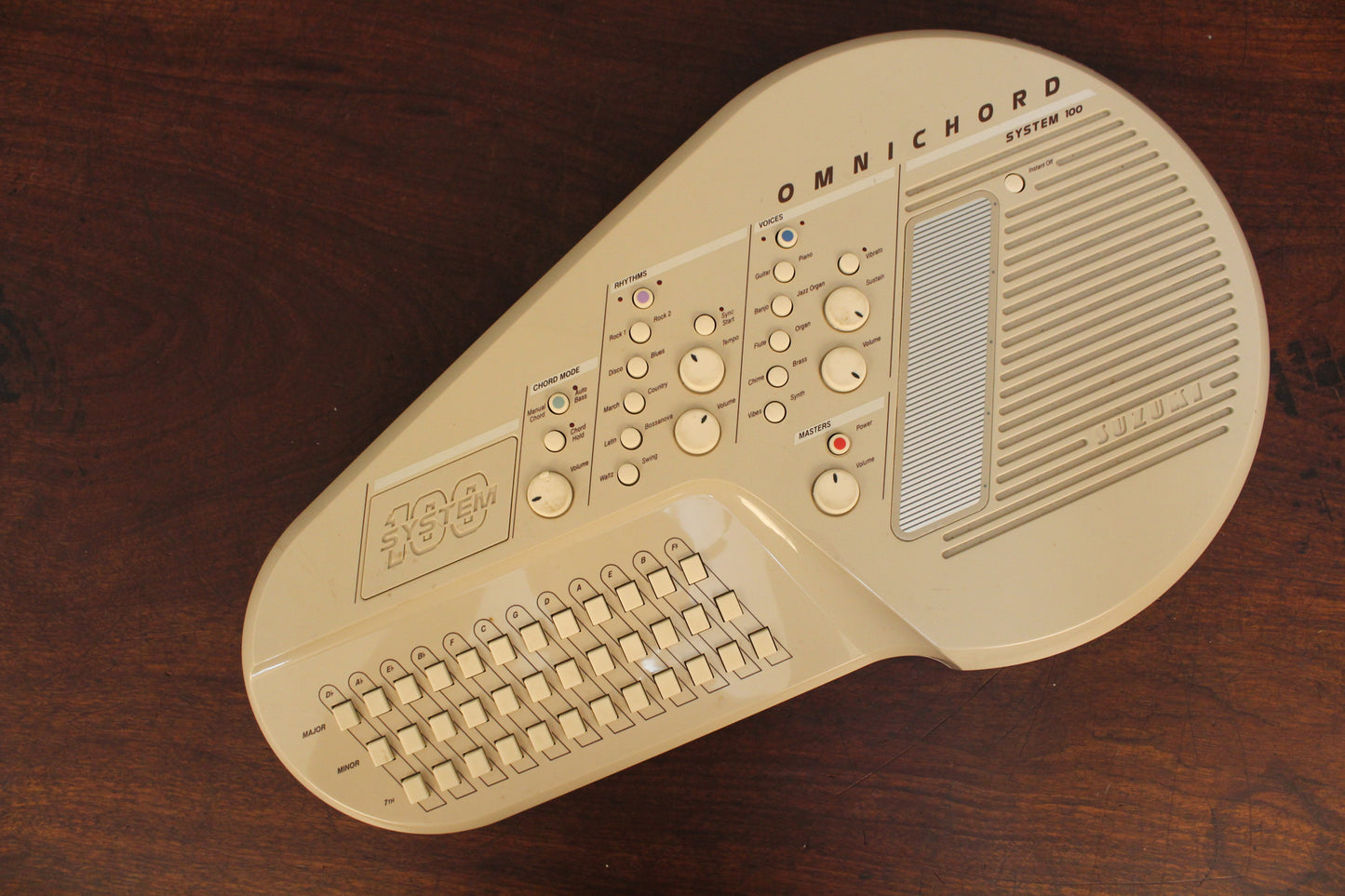 Suzuki Omnichord OM-100