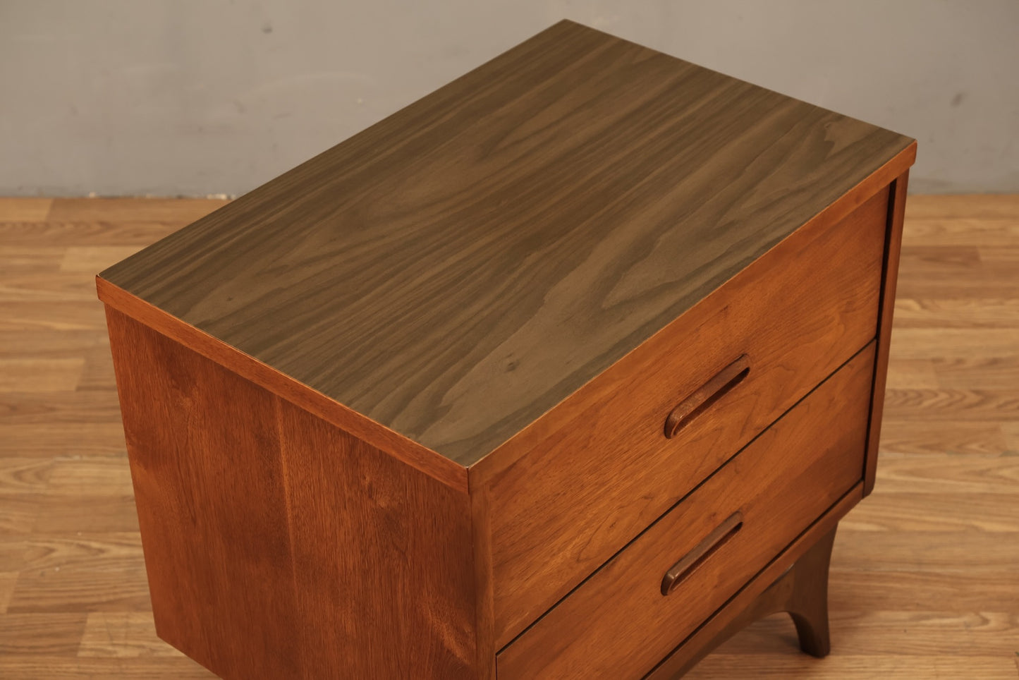 Johnson-Carper 2-Drawer Nightstand