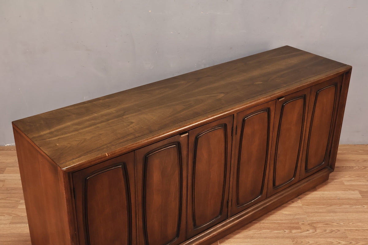 Broyhill Emphasis 3-Drawer Credenza