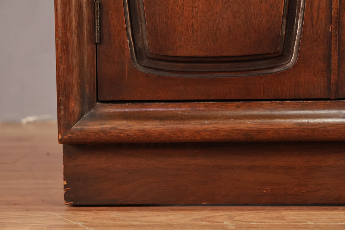 Broyhill Emphasis 3-Drawer Credenza
