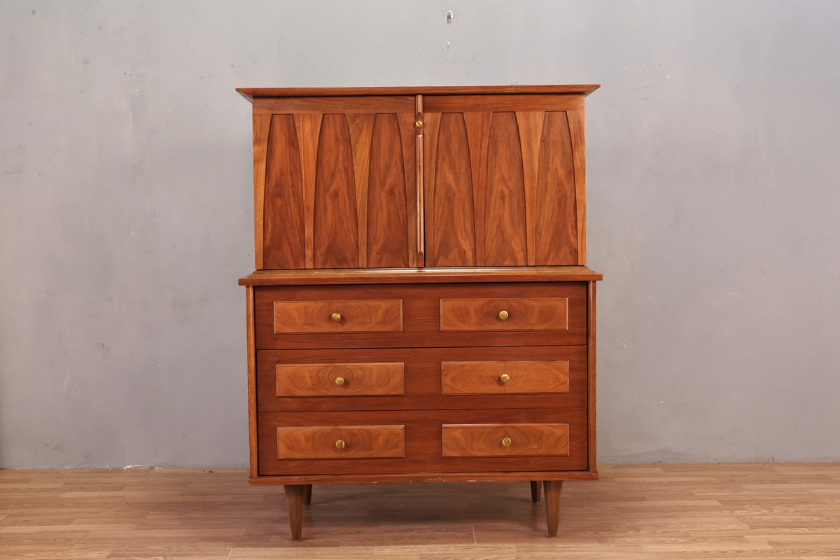 Albe Mid Century 9-Drawer Bachelors Chest