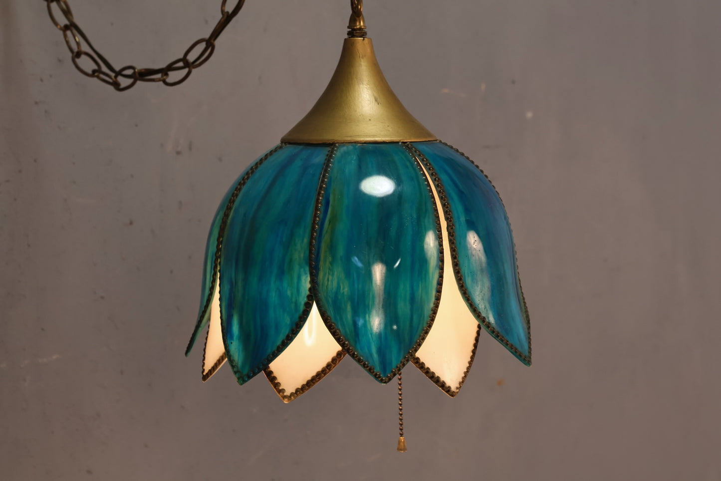 Acrylic Lotus Swag Lamp