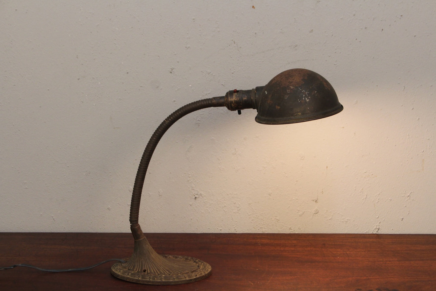 1930s Deco Gooseneck Table Lamp