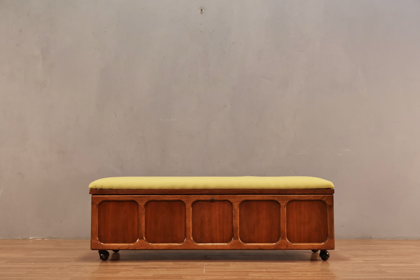 Lane Honeydew Cedar-Lined Chest