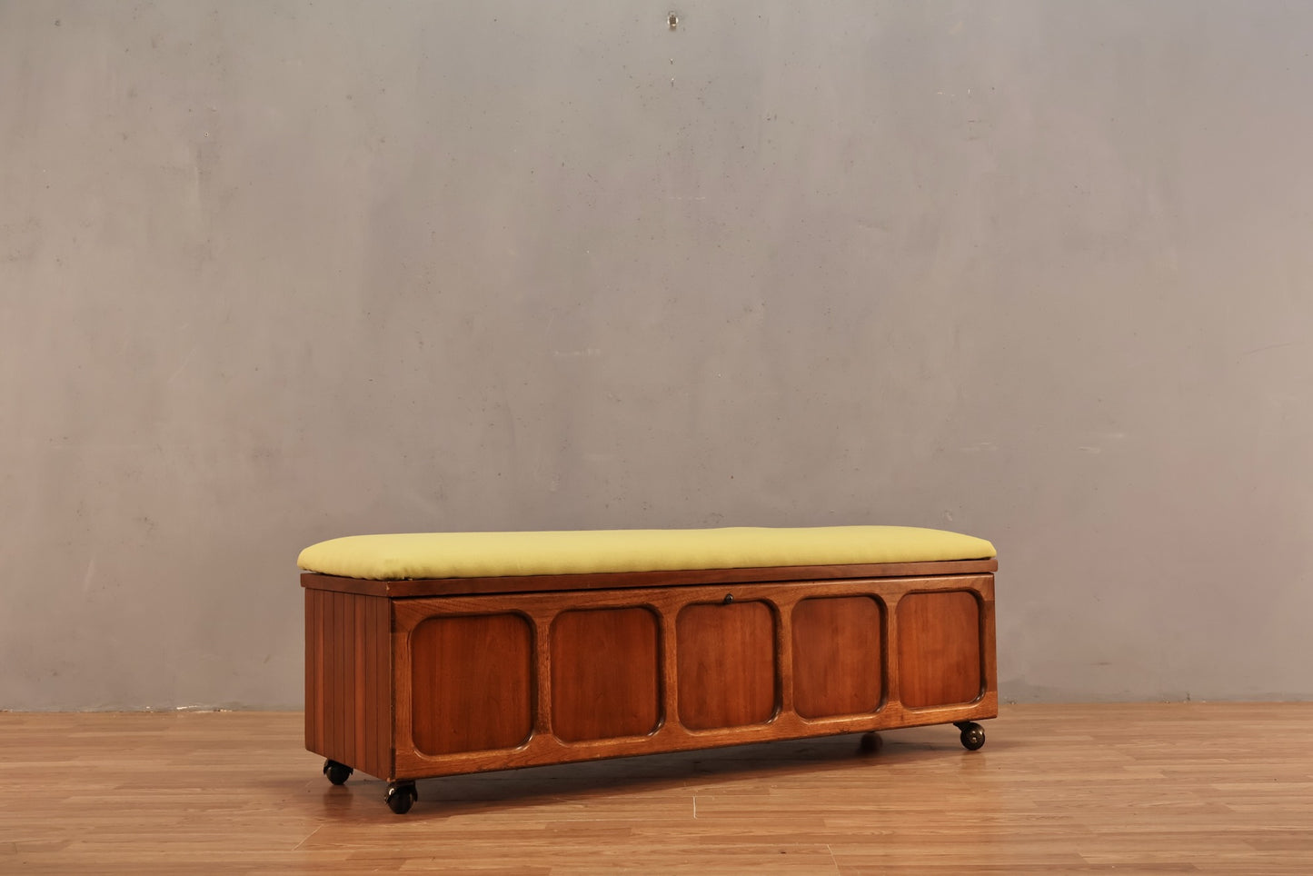 Lane Honeydew Cedar-Lined Chest