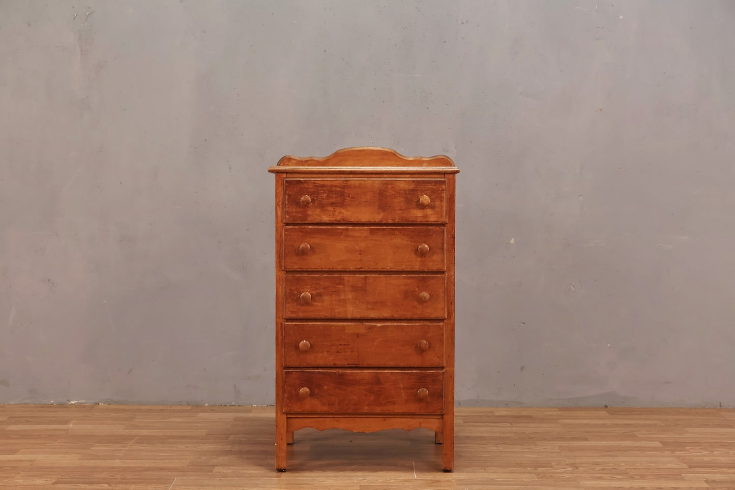 Petite Eastman 5-Drawer Dresser