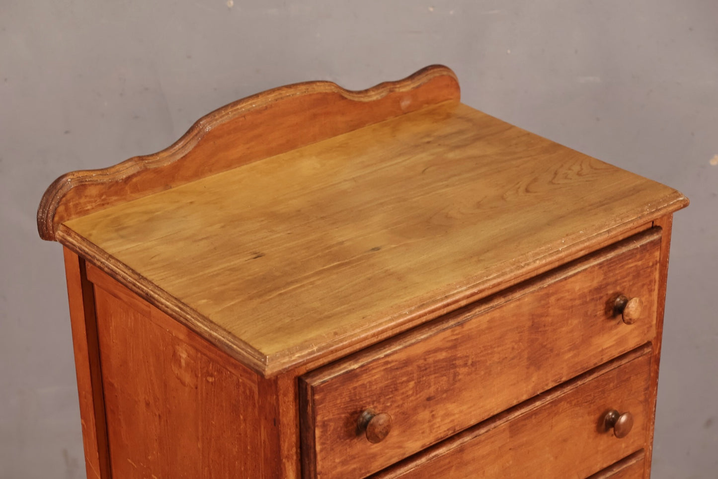 Petite Eastman 5-Drawer Dresser