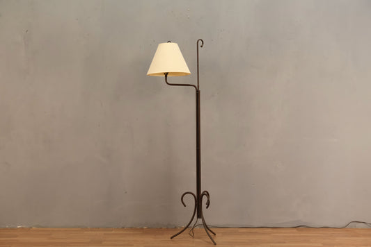 Cocoa Curlicue Iron Floor Lamp