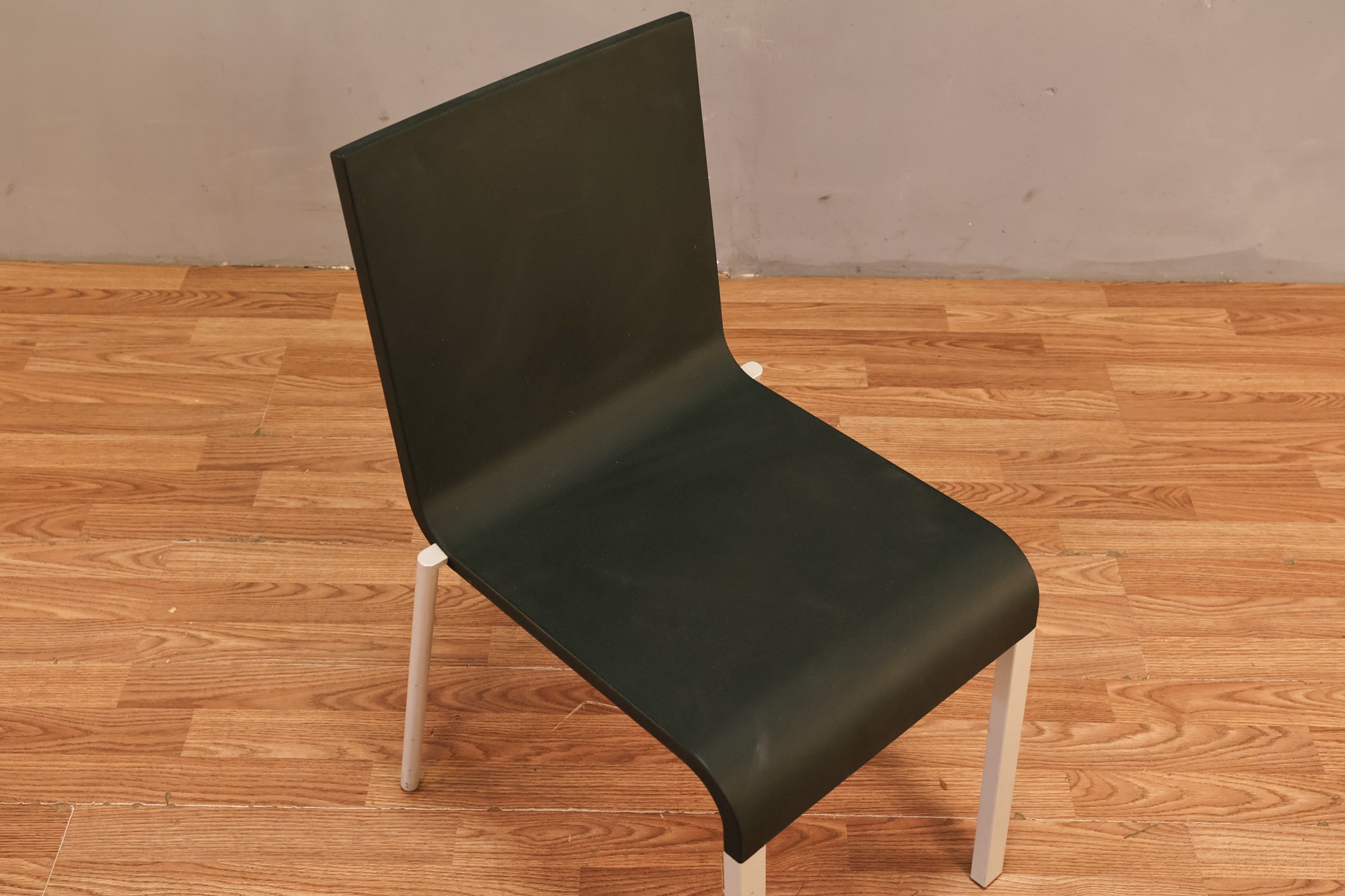 Modern Forest Green Vitra 0.3 Side Chair – Furnish Green