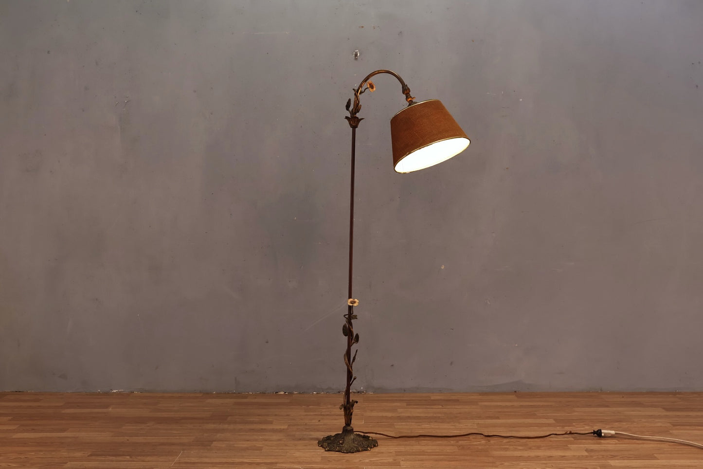 Antique Floral Tole Lamp - ONLINE ONLY