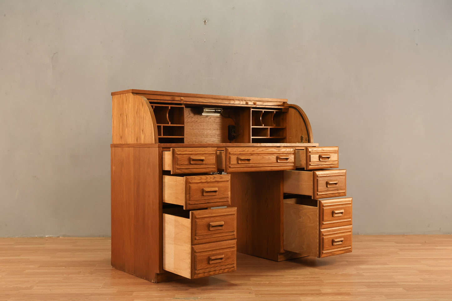 Oak Roll-Top 7-Drawer Illuminated Desk - ONLINE ONLY