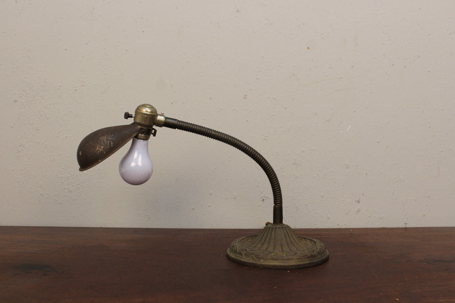 Industrial Deco Gooseneck Lamp