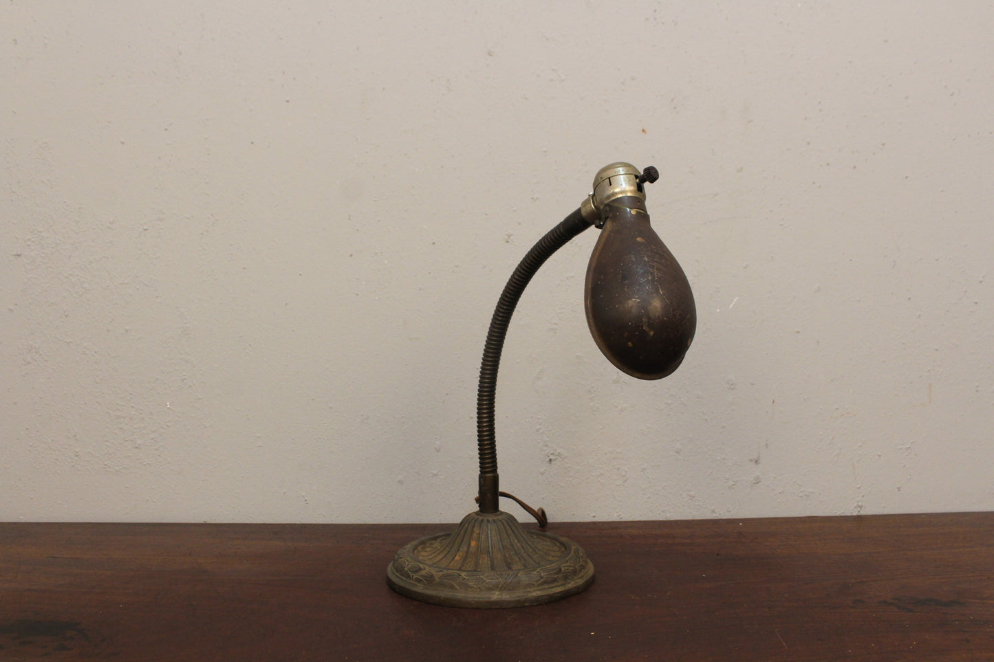 Industrial Deco Gooseneck Lamp