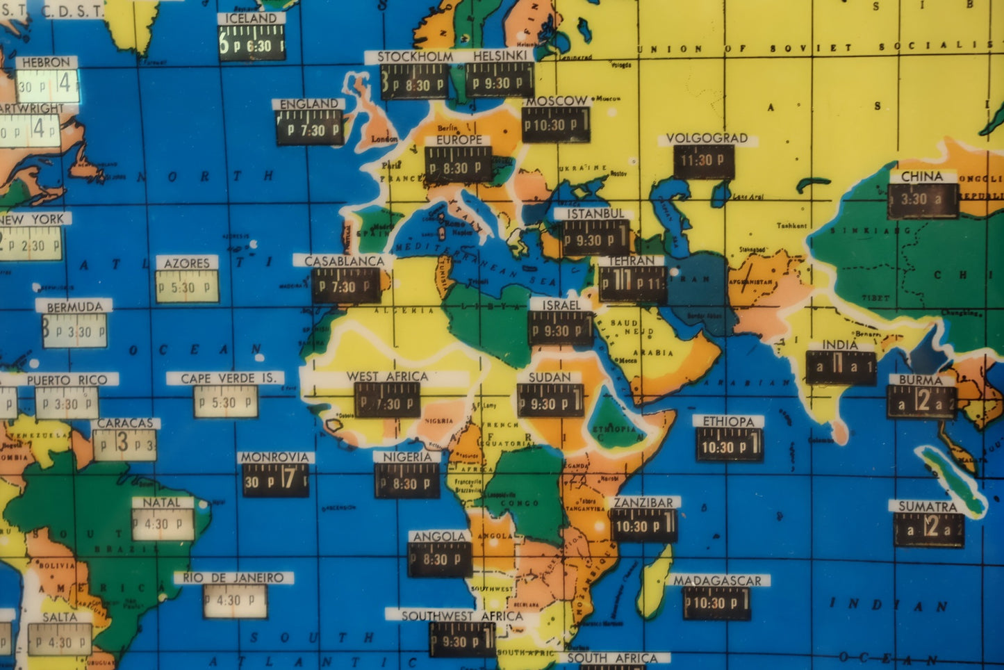 Howard Miller Illuminated World Wall Clock - ONLINE ONLY