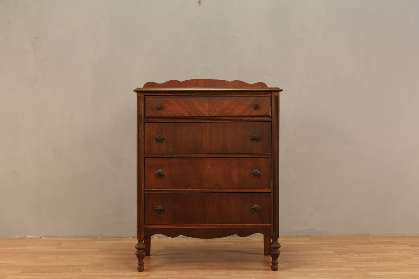 Compact Antique 4-Drawer Dresser