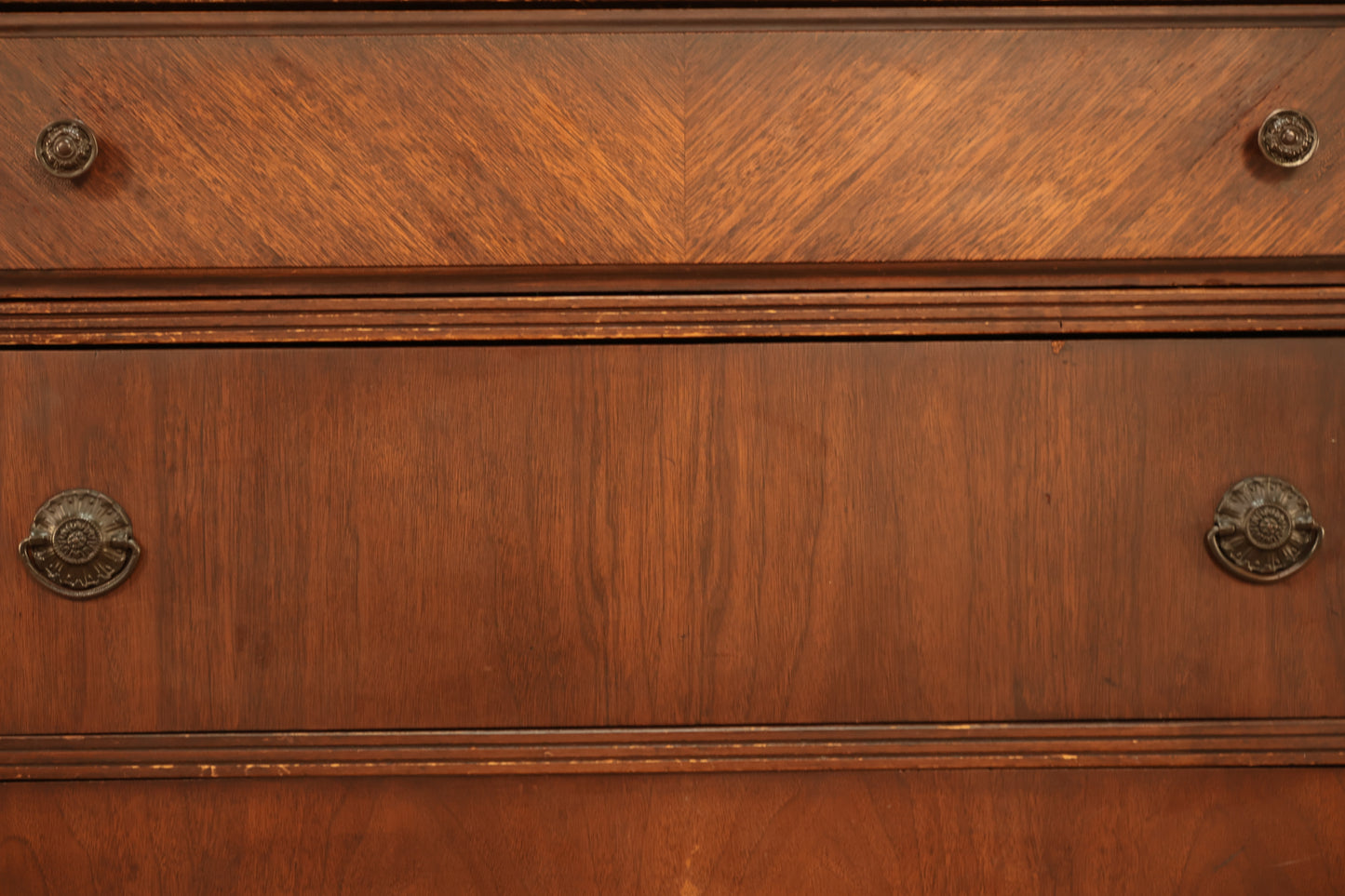 Compact Antique 4-Drawer Dresser