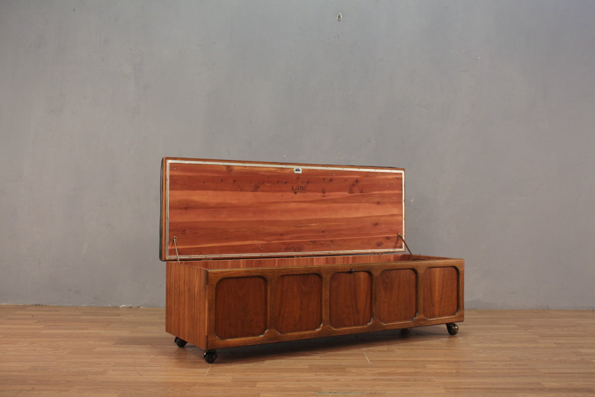 Lane Mid Century Padded Cedar Chest