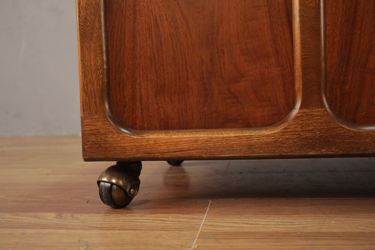 Lane Mid Century Padded Cedar Chest