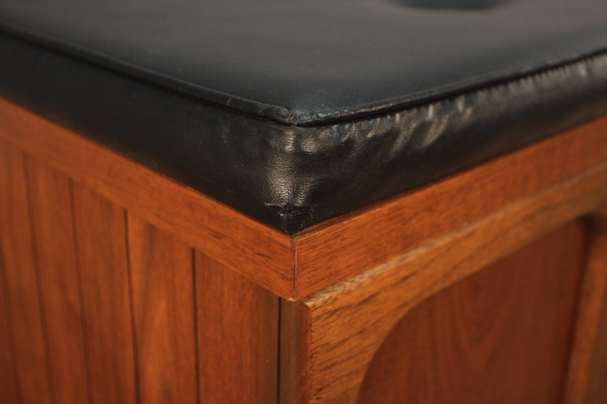Lane Mid Century Padded Cedar Chest