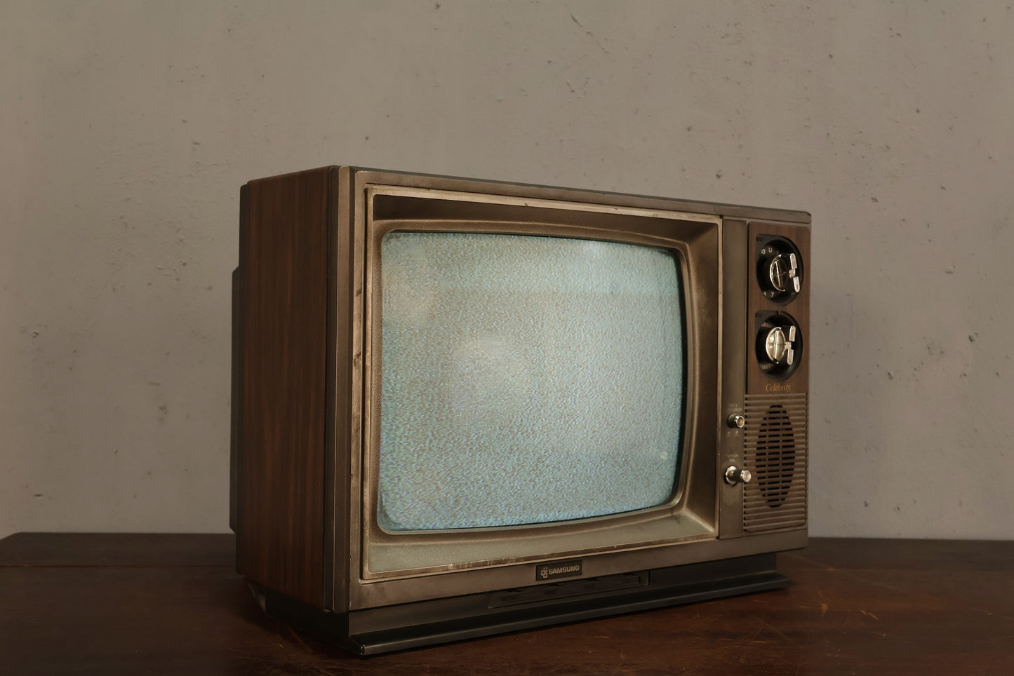 1980s Samsung Television