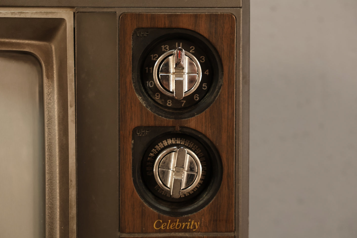 1980s Samsung Television