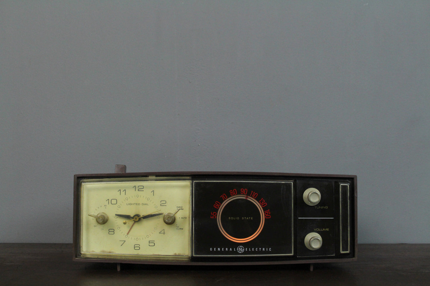 1960s General Electric Clock Radio