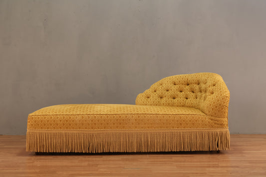 Gold Tassel Right Fainting Couch
