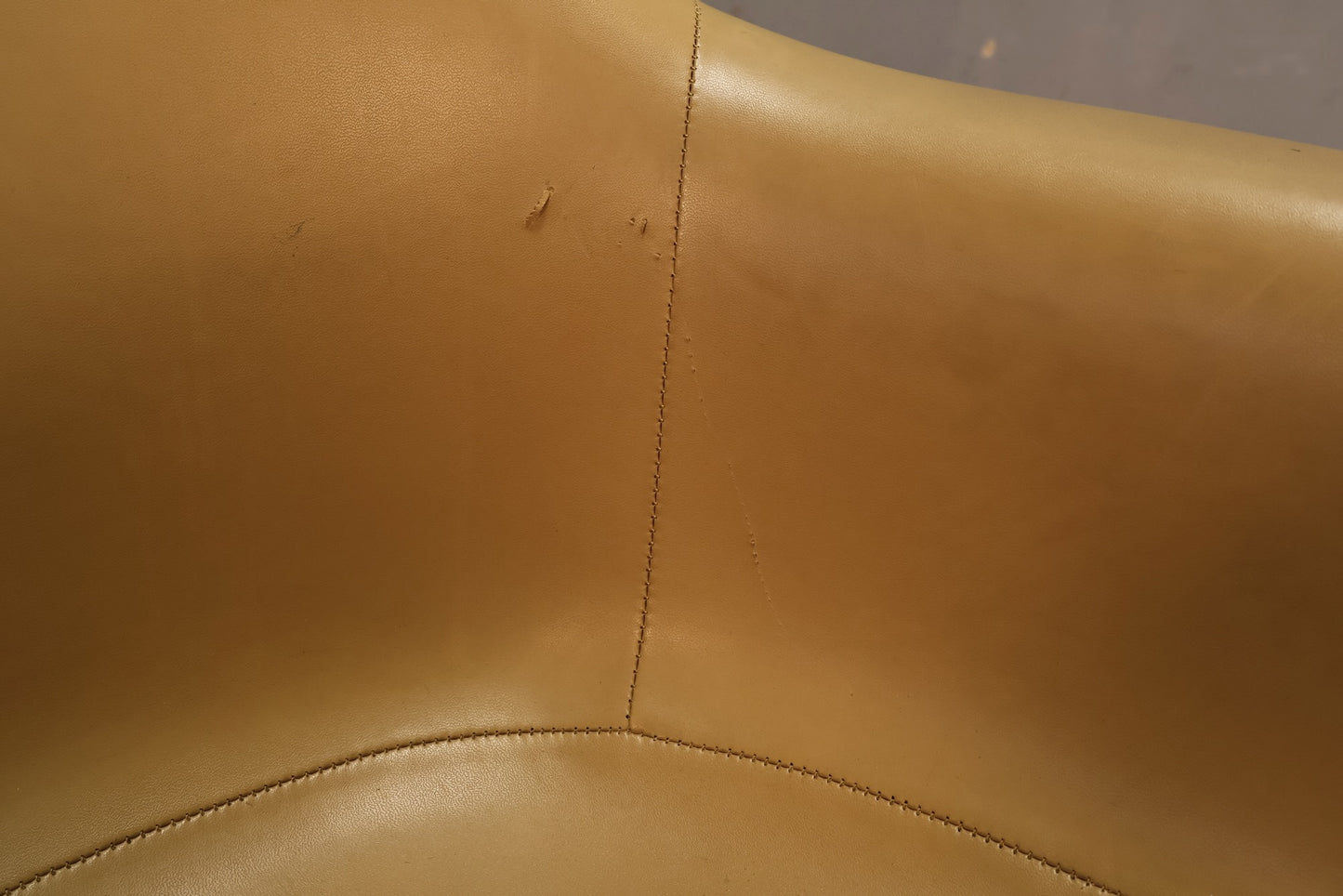 Eames Fawn Leather Swivel Chair - ONLINE ONLY