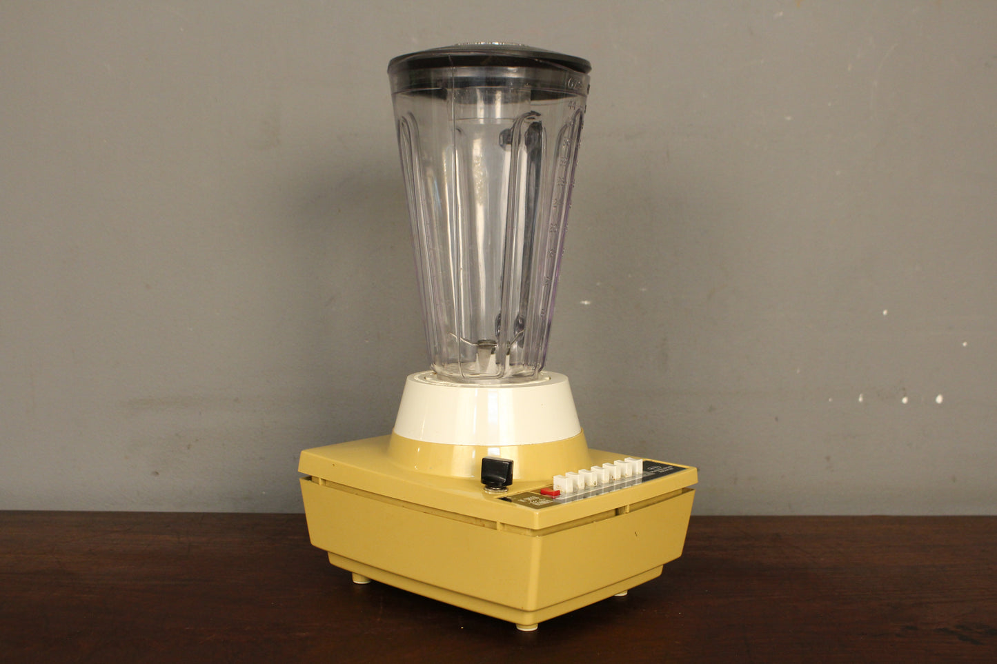 1970s Hamilton Beach Blender