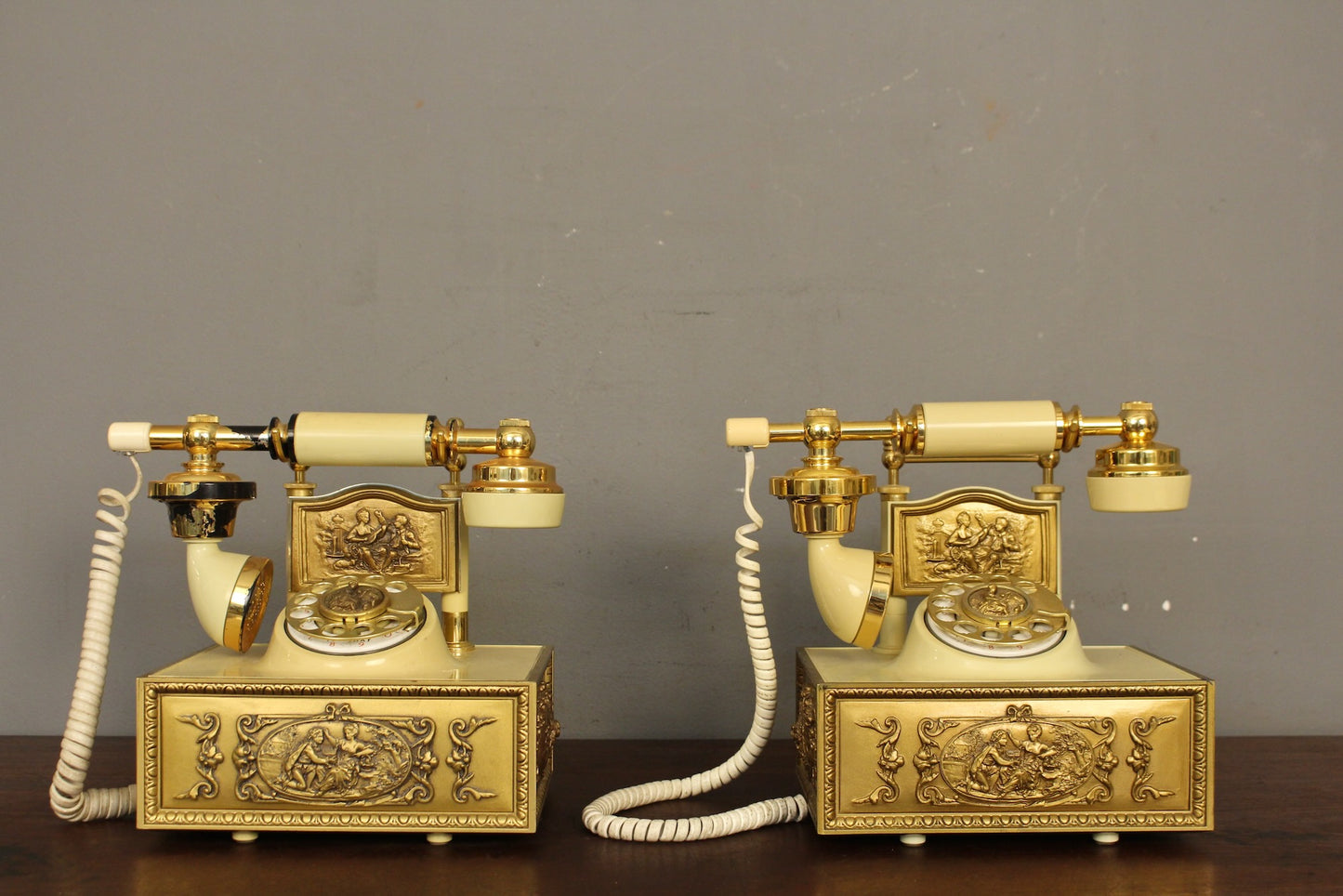 1970s French Victorian-Style Telephone