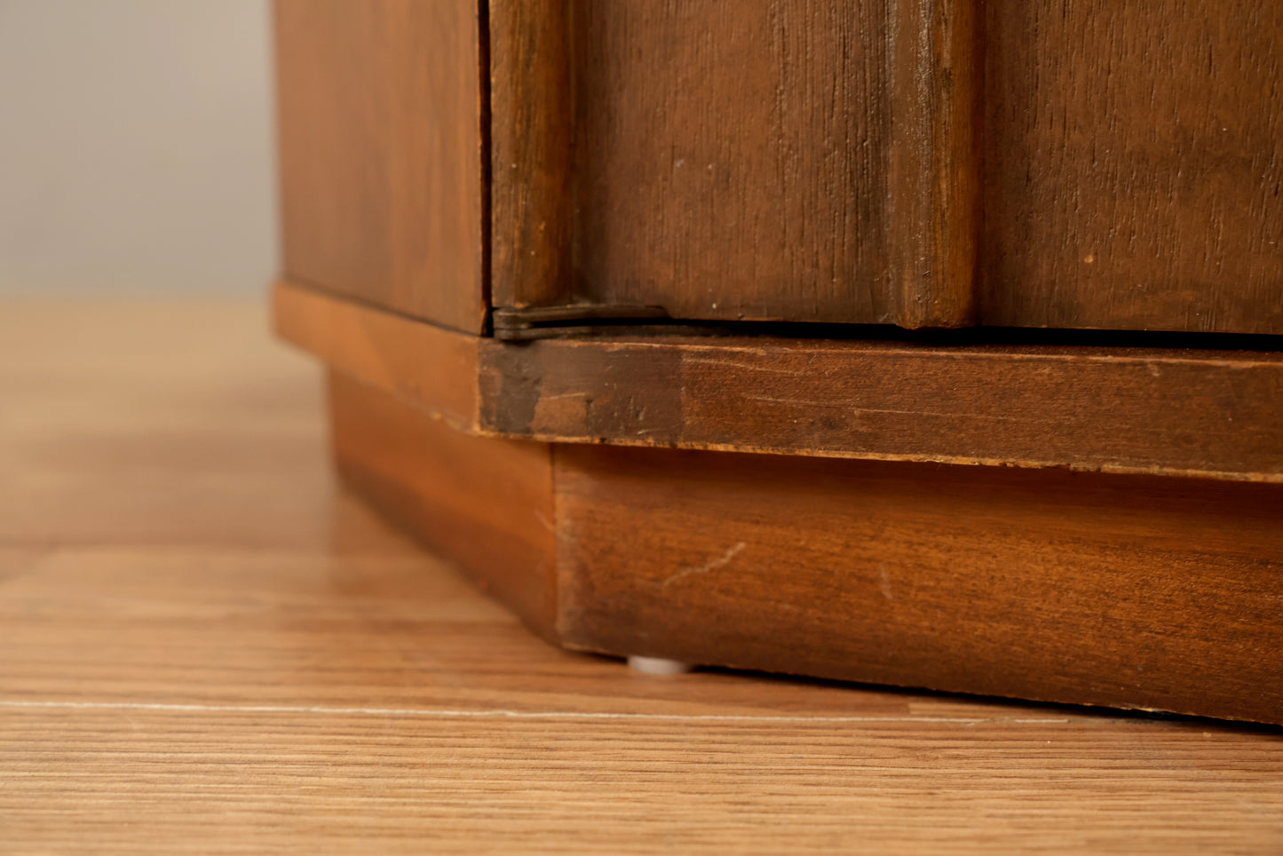 Mid Century Walnut & Laminate Drum End Table