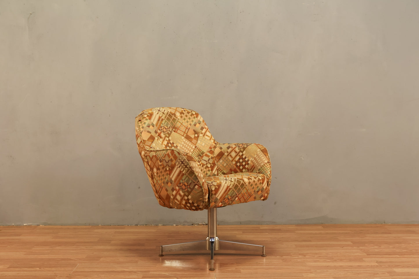 Mid Century Allspice Geometric Armchair