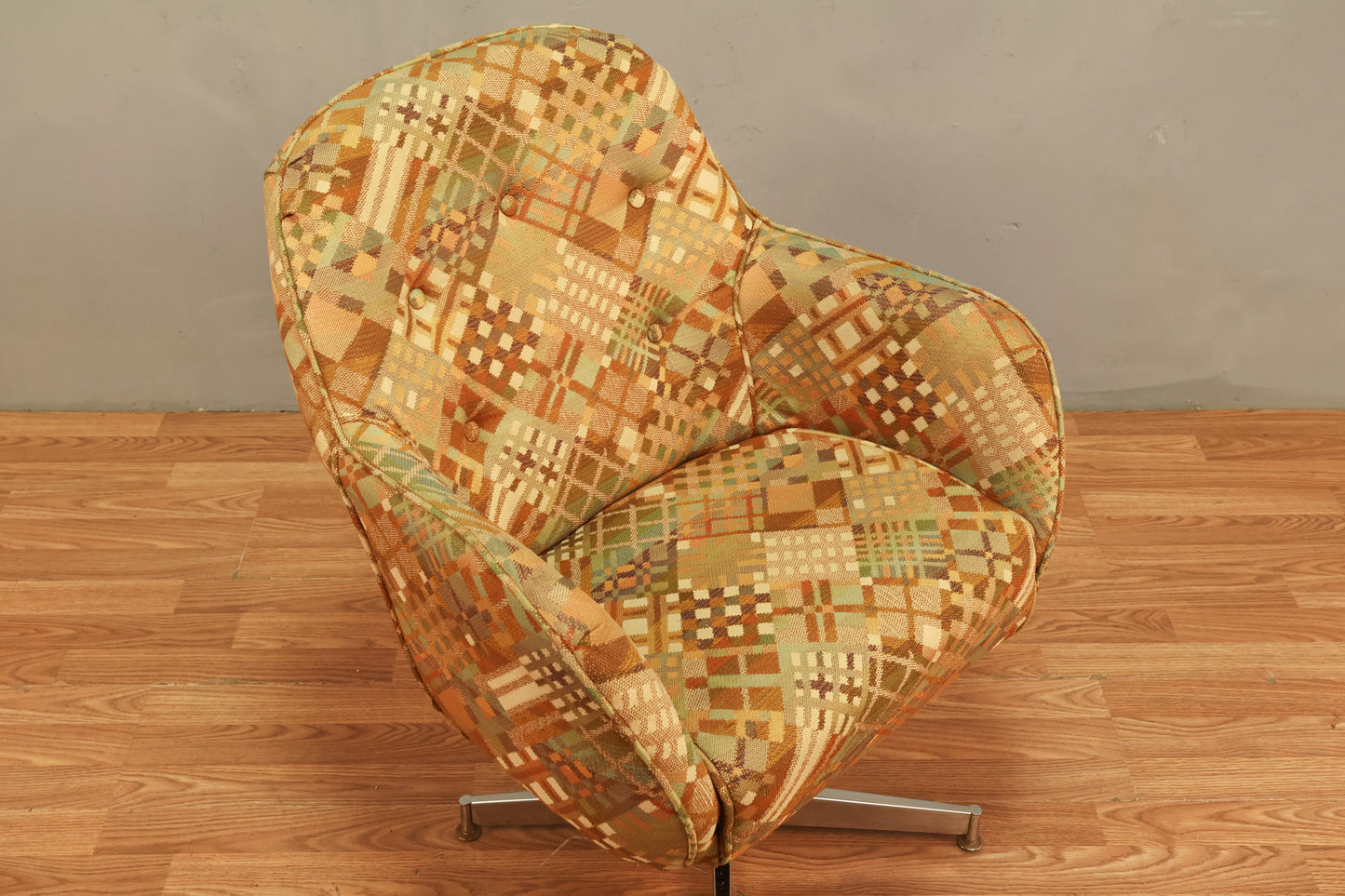 Mid Century Allspice Geometric Armchair