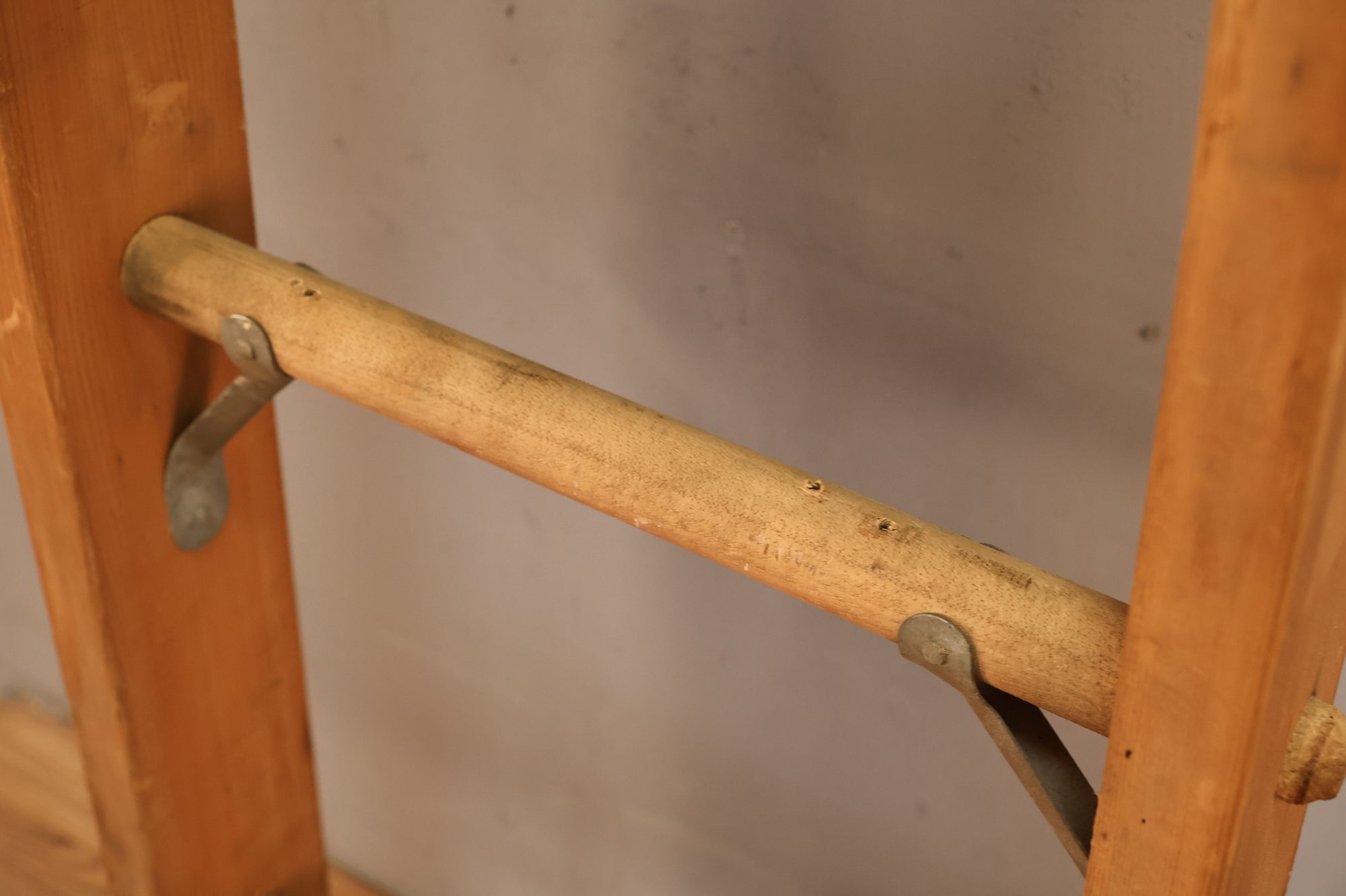 Rustic Wooden Angled Ladder - ONLINE ONLY – Furnish Green