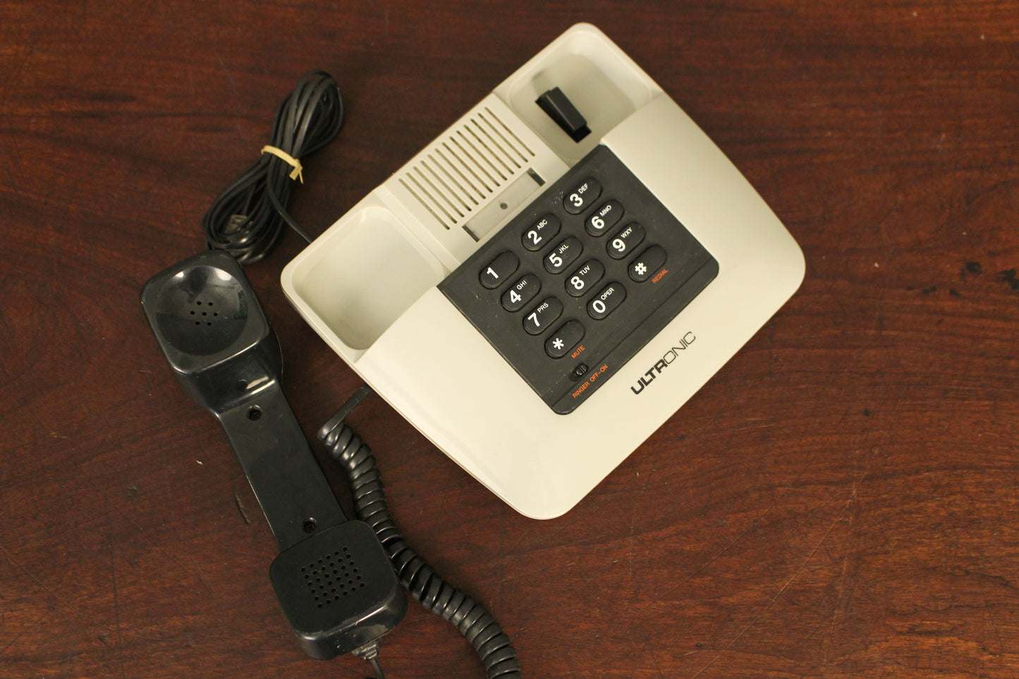 Retro Ultronic Black & White Telephone