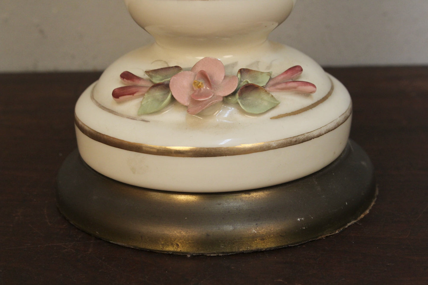 Porcelain Rose Table Lamp