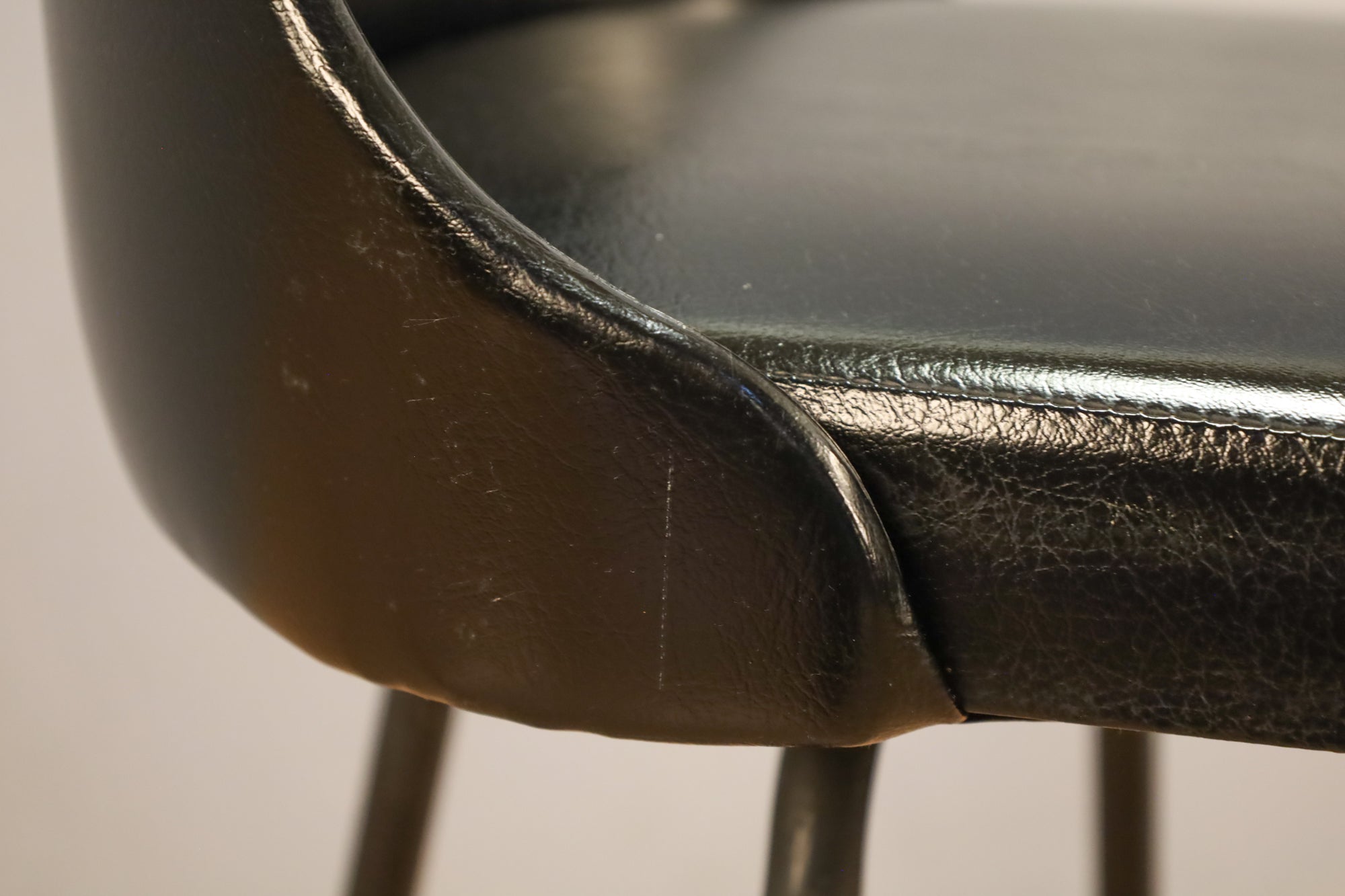 Cosco Black & Chrome Bar Stool R – Furnish Green