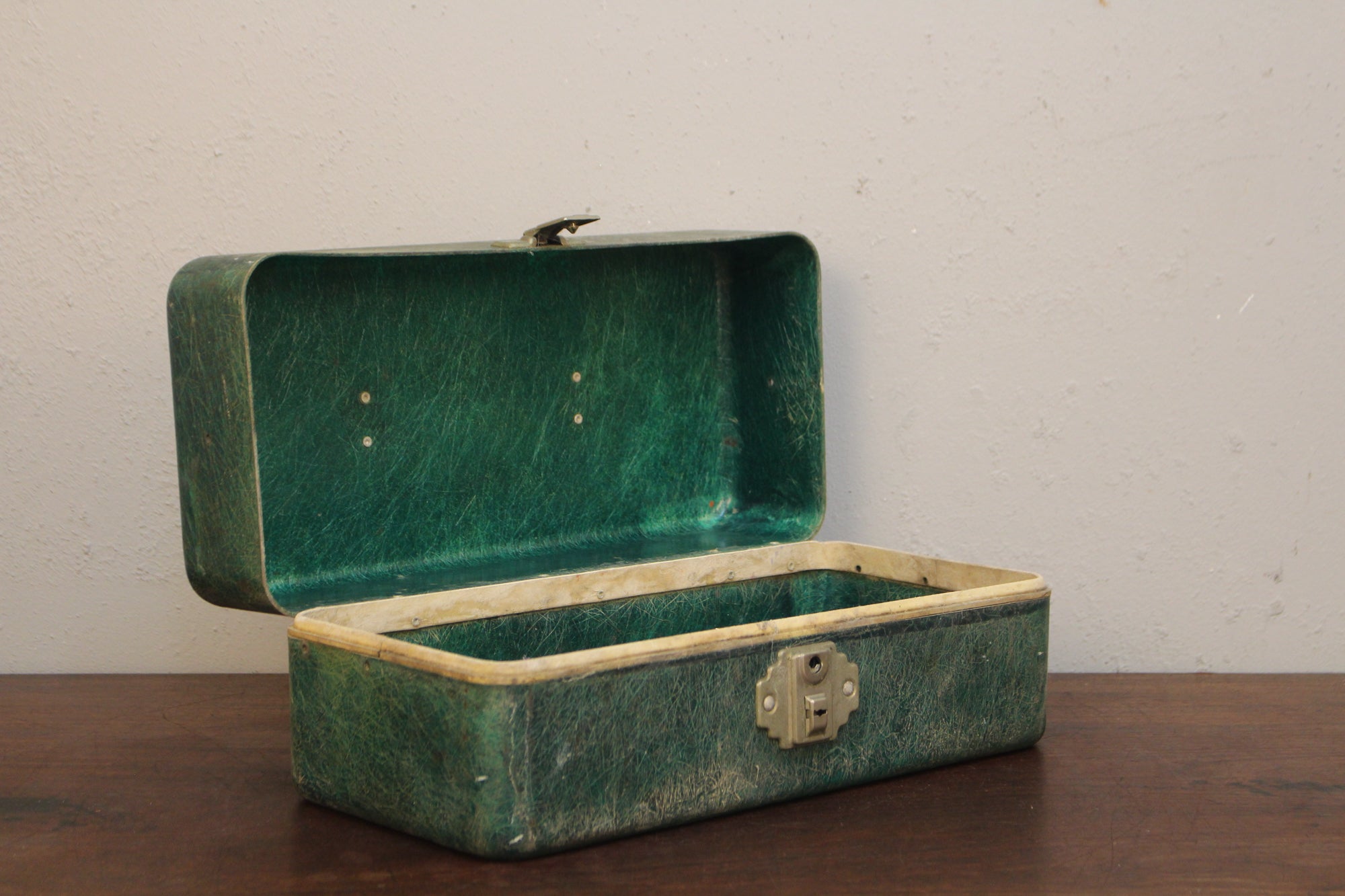 Green Fiberglass Tackle Box with Assorted Tools – Furnish Green