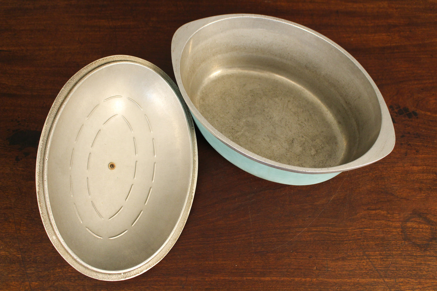 Robin's Egg Aluminum 4-Qt Dutch Oven