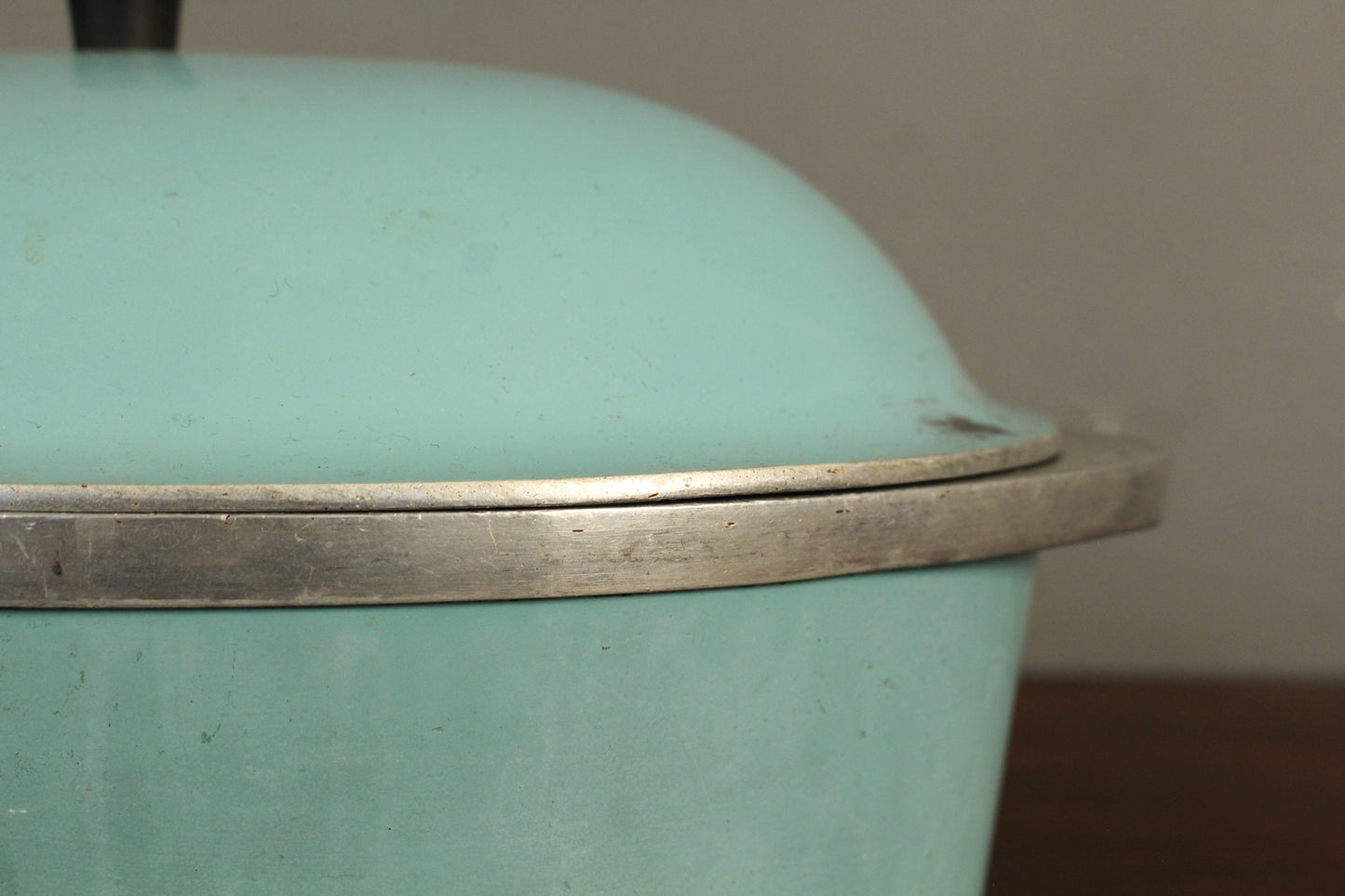 Robin's Egg Aluminum 4-Qt Dutch Oven